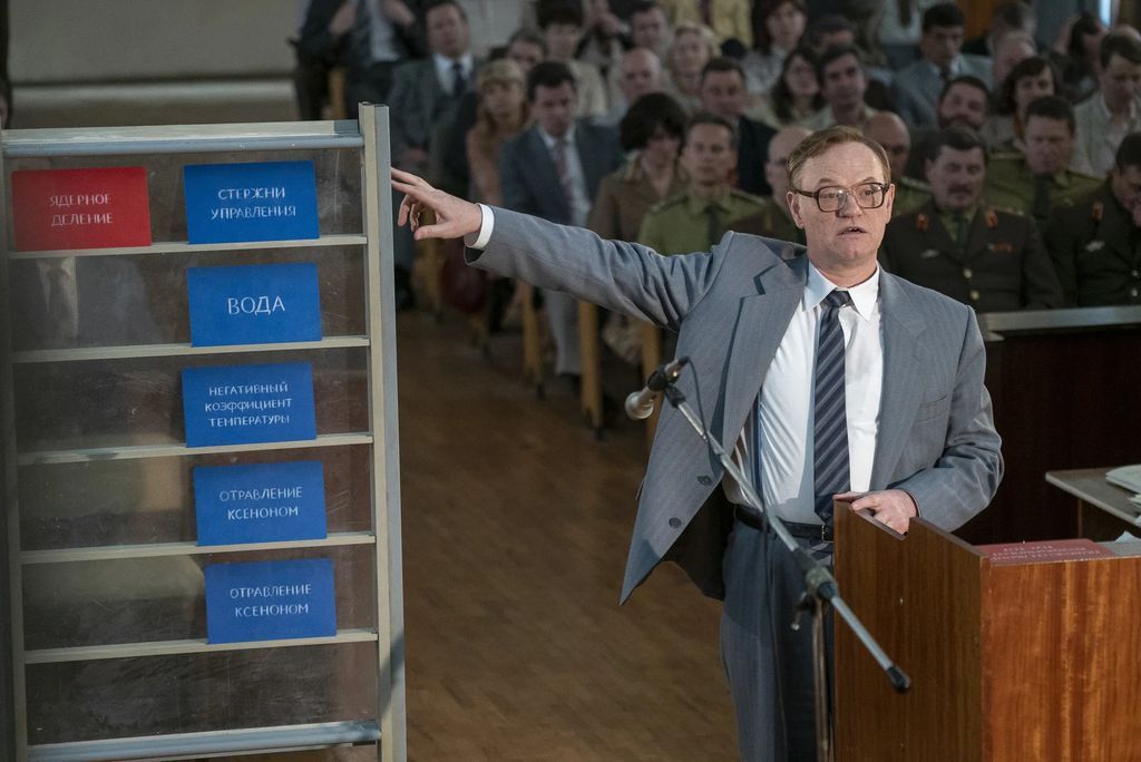 NTI_WMD's tweet image. "I asked chatgpt" "I asked grok" well I asked Jared Harris from the critically acclaimed HBO series Chernobyl and he said this is how an RBMK reactor core explodes.