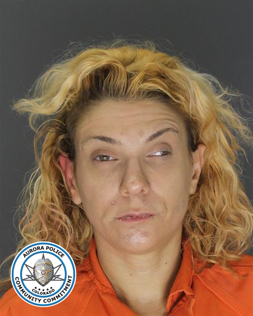 AuroraPD's tweet image. 🚔Pursuit Ends with Arrest of Repeat Car Thief🚔
Early this morning, our patrol officers spotted a stolen vehicle and attempted to make a stop at Colfax and Yosemite. The vehicle was reported stolen just 20 minutes before. With the help of APD’s Real Time Information Center, our…