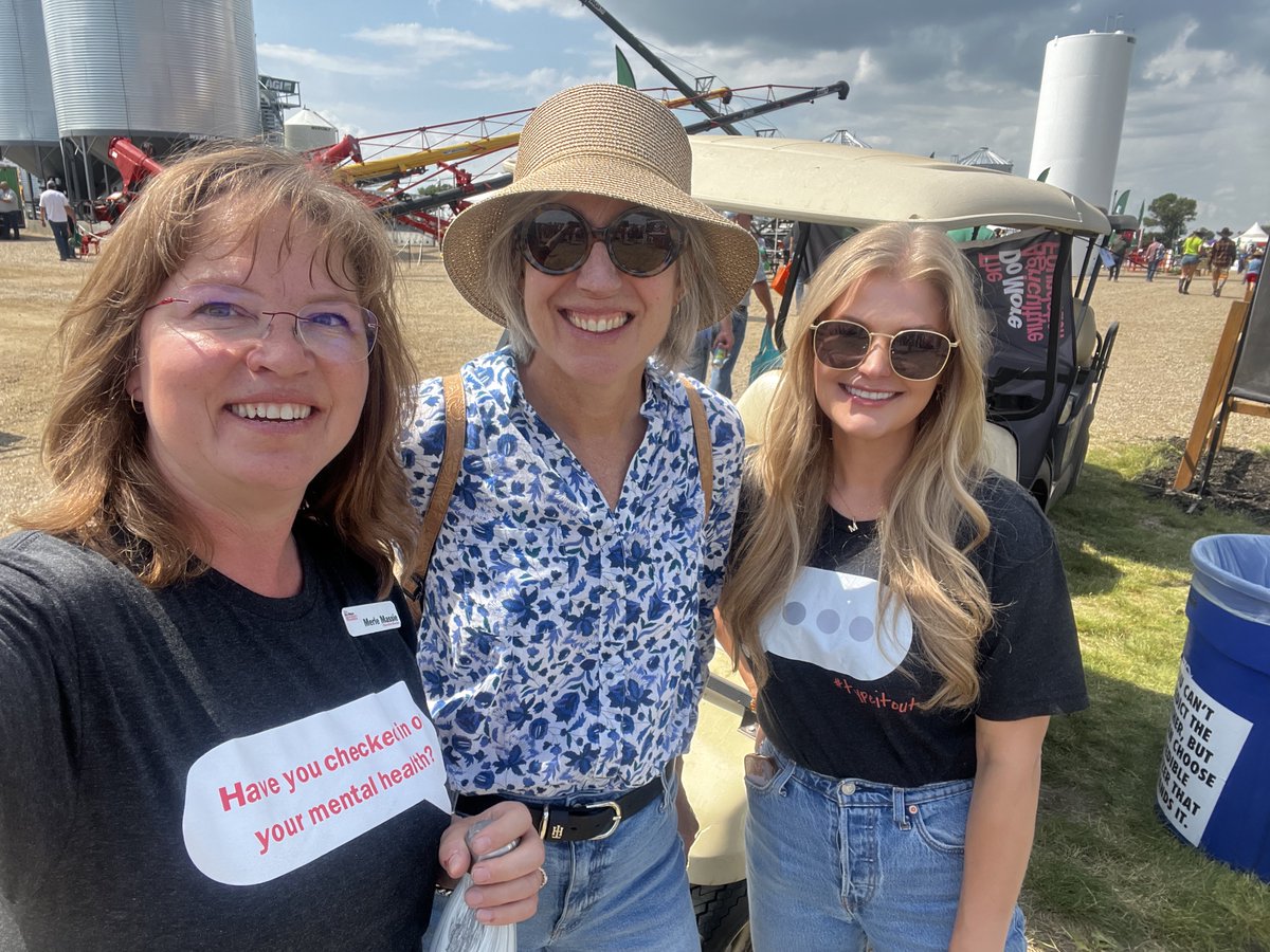 domoreag's tweet image. Our @AgInMotion Recap — Day 3 (July 17) with The Do More Agriculture Foundation
☀️🌦️Hot and sunny skies gave way to rain showers, but it didn’t slow us down.
🛠️ We spent the morning in Equipment Alley chatting with partners and future collaborators as we gear up for the fall…