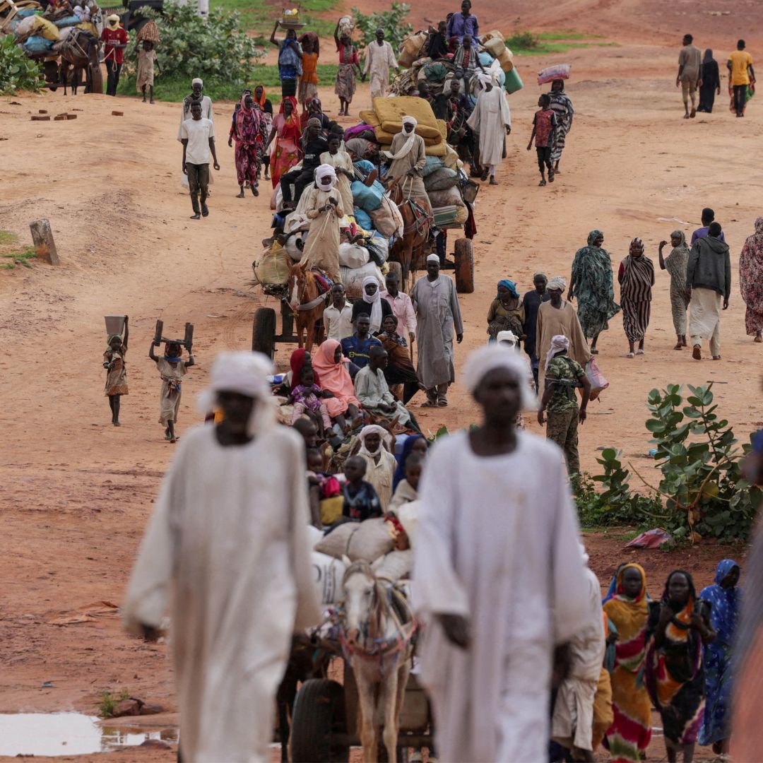 eu_eeas's tweet image. Today, 18 July, the EU adopted sanctions against individuals and entities responsible for serious human rights violations and threats to peace, stability and security in Sudan.
Those listed face asset freezes, a ban on making funds or resources available to them and a travel ban…