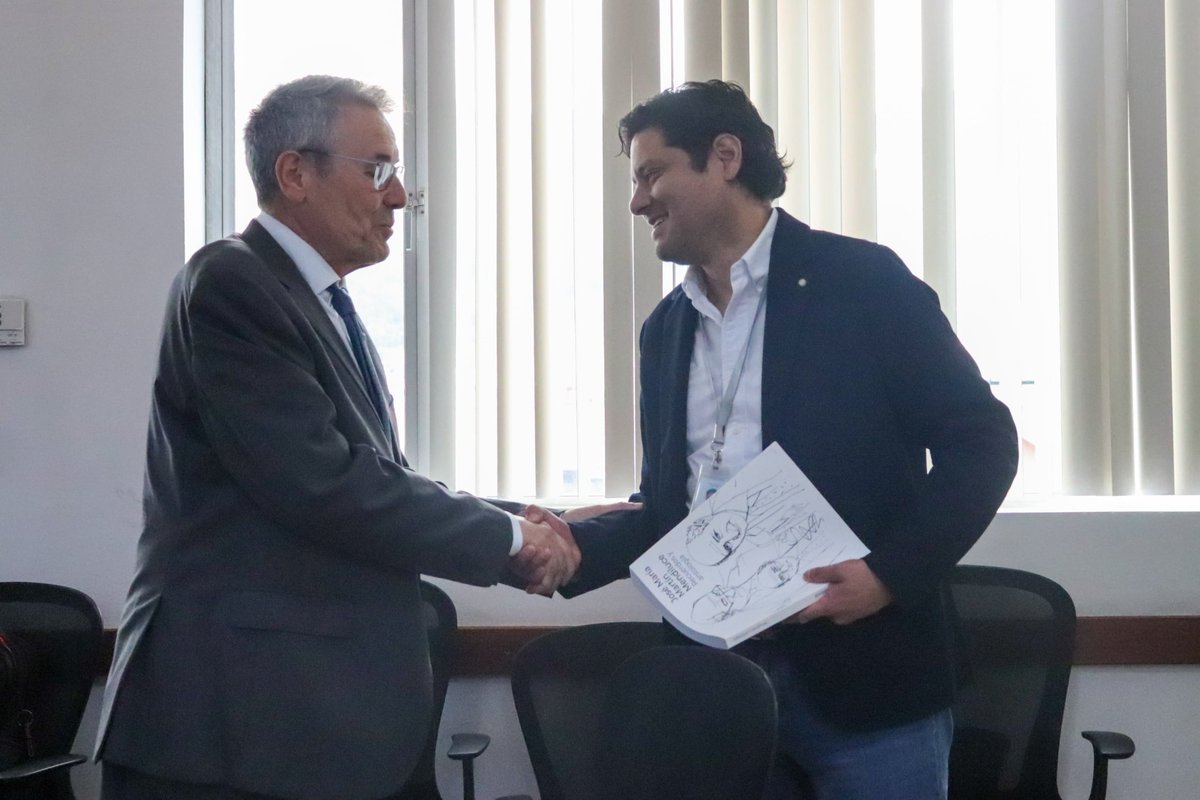 Los participantes coincidieron en que la experiencia internacional permite fortalecer la construcción del nuevo #PlanNacionalDeRecursosHídricos, mediante la ejecución de programas piloto, a nivel de Demarcación Hidrográfica, a fin de potenciar el desarrollo del sector. 🌿💦