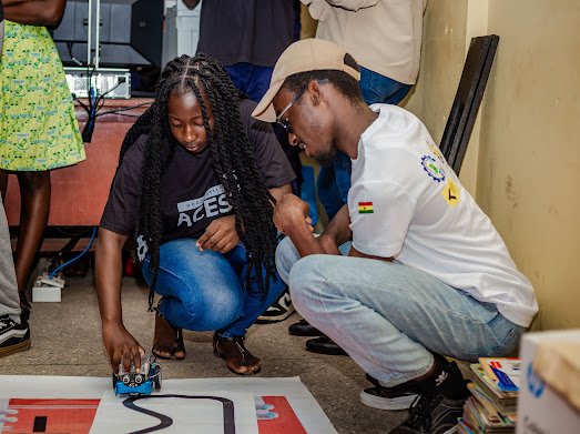 AcesKnust's tweet image. ๐ฅโ A visit to Asanteman SHS
Our Robotics Team crushed it with an insightful presentation on Robotics - benefits, opportunities & more ๐ค๐ป๐ค
Robotics made easy for the students ๐
#Robotics #ComputerEngineering #STEMeducation