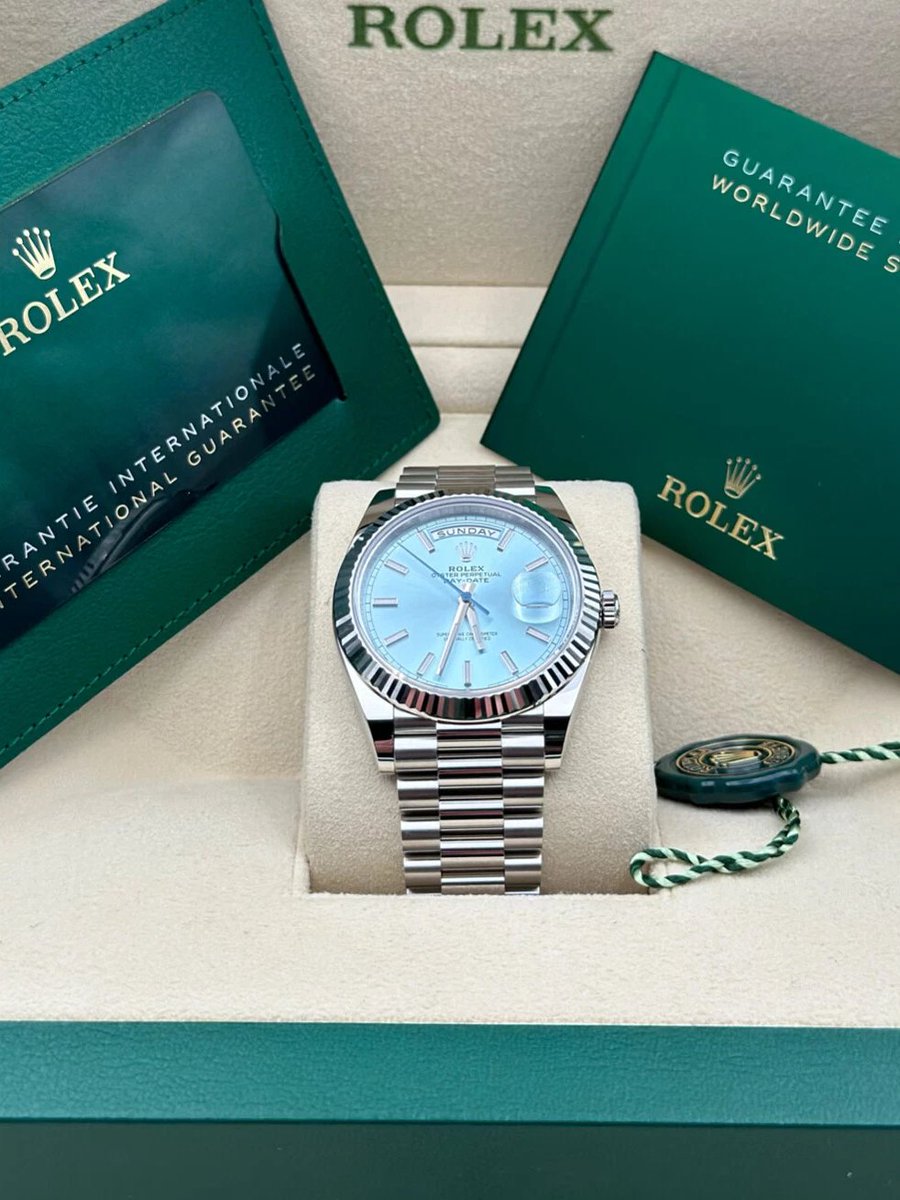 JakesVision's tweet image. New Arrival.
Platinum Ice Day Date ❄️
40mm · Brand New · Full Set
DM to inquire.