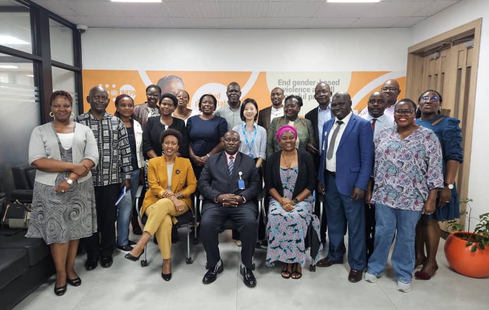 UNFPAUganda's tweet image. #UNFPAUganda convened a UN consultative meeting on Uganda’s draft Health &amp; Life Skills Framework. We commend @Educ_SportsUg for leading stakeholder engagement to strengthen the multisectoral approach to address challenges facing children &amp; adolescents.
