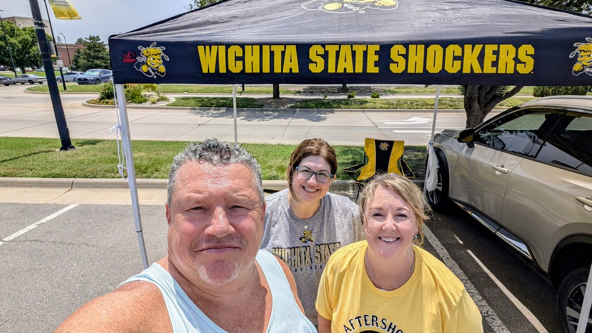 Dave Rogers (@davan8tor) on Twitter photo Out tailgating, and waiting on our first <a href="/AfterShocksTBT/">AfterShocks - Wichita State’s TBT Team</a> sighting. 
Fellas, stop by before ya head in and say hello!!! Out tailgating, and waiting on our first <a href="/AfterShocksTBT/">AfterShocks - Wichita State’s TBT Team</a> sighting. 
Fellas, stop by before ya head in and say hello!!!
