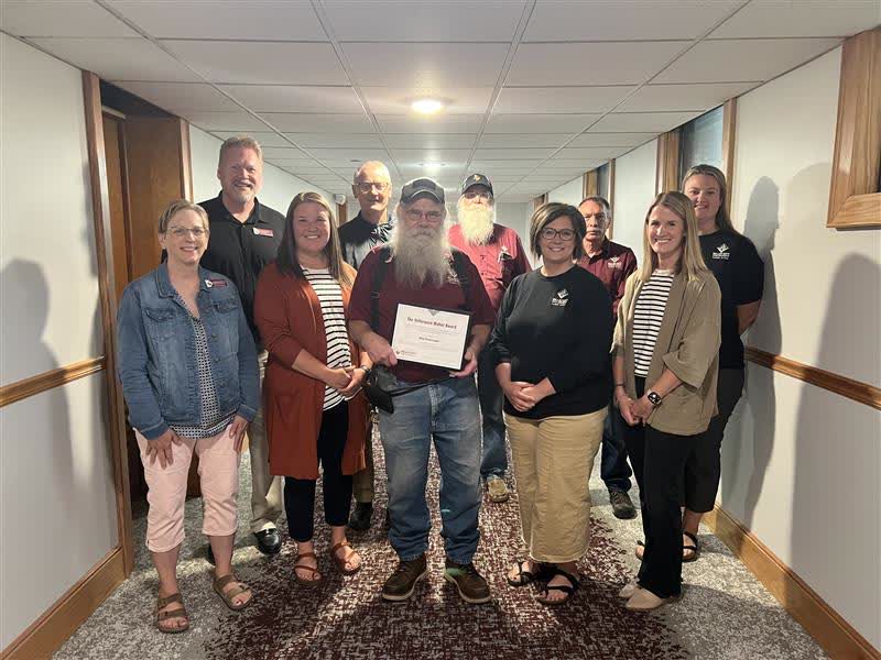 👏 Mike Rasmussen, building services, received the Difference Maker award for July. He was nominated by Student Affairs for his hard work in overseeing the cleaning and maintenance of McFarland Hall.

Congratulations, Mike!

#DifferenceMaker #vcsu #employees