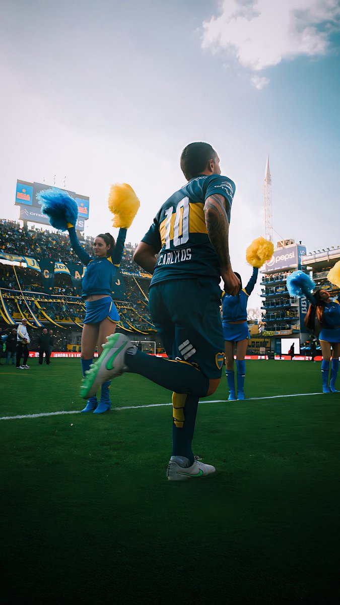 10 años. Gracias Carlitos.

💙💛💙