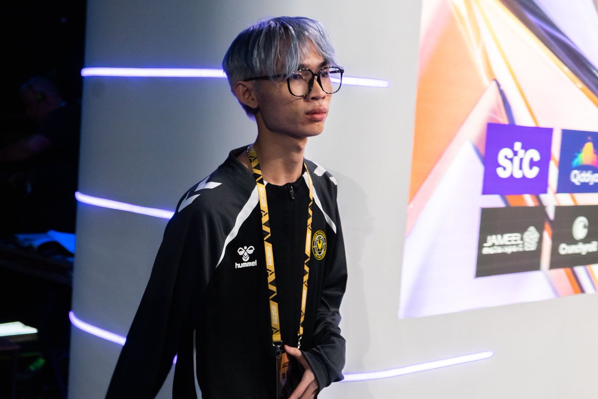 UpwardsAgency's tweet image. The @EWC_EN journey continues!
This time with @TeamVitality 🐝
@LiamKew_ // @AdamYoungMedia // @OscarsEdit // @UpwardsAgency