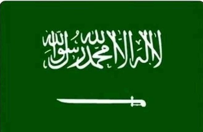 NonnServiam's tweet image. Bu bayrakta 'Allah birdir, peygamberi Muhammed'dir.' ifadesi yer alıyor. Yazının altında ise hoşgörü ve barışı simgeleyen beyaz bir güvercin bulunuyor.