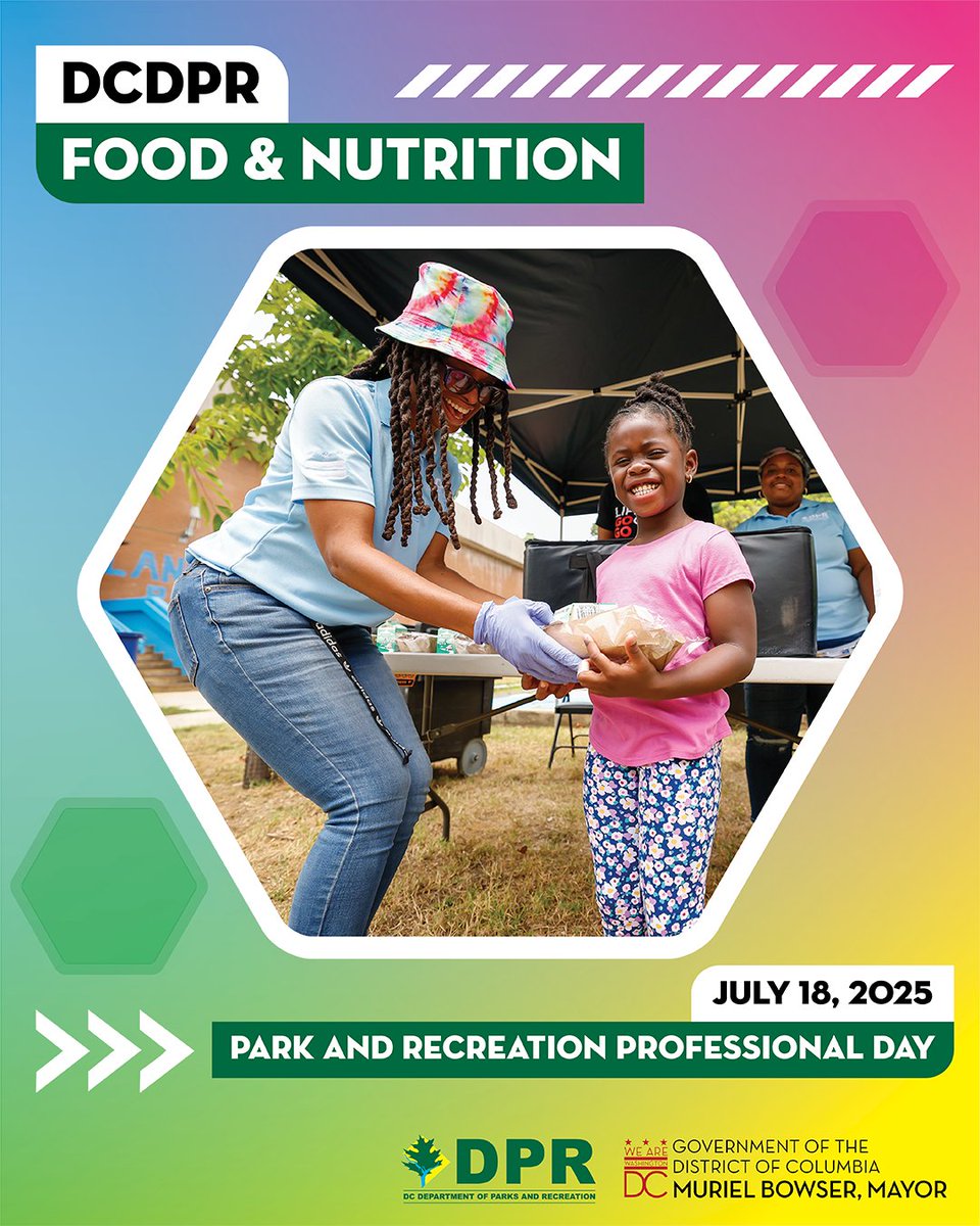 DCDPR's tweet image. Shoutout to our DPR Food & Nutrition staff โ the team making sure DC youth are fed and healthy year-round! ๐ฅ๐
From sourcing food to passing inspections, they power summer and afterschool meals with care.
#NRPAParkAndRecDay #BuildTogetherPlayTogether