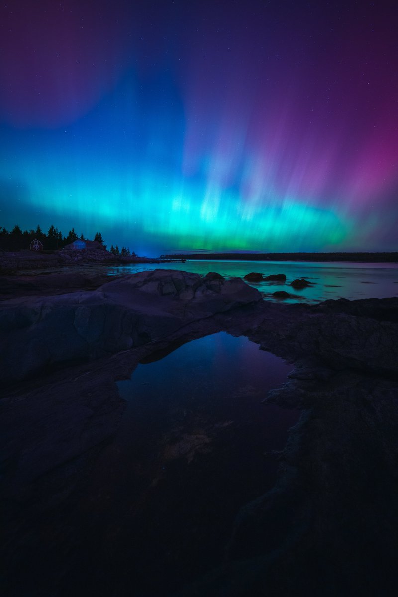 uhd2020's tweet image. Northern lights from Southern Nova Scotia, Canada 🌌