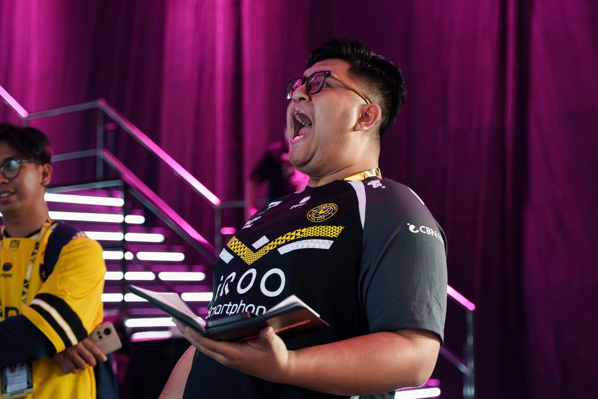 UpwardsAgency's tweet image. The @EWC_EN journey continues!
This time with @TeamVitality 🐝
@LiamKew_ // @AdamYoungMedia // @OscarsEdit // @UpwardsAgency
