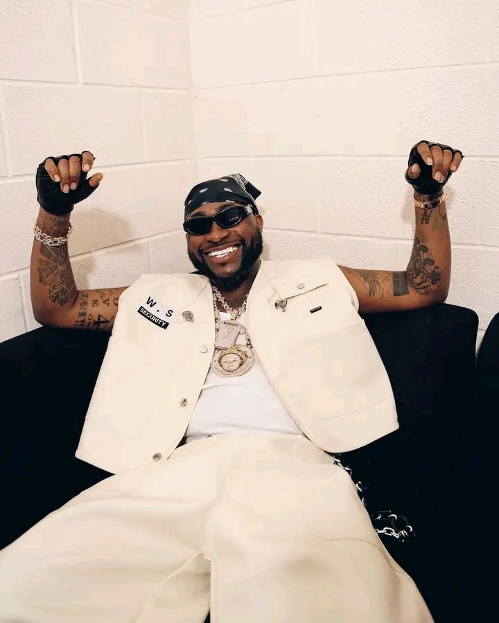 AdekaElla57286's tweet image. It’s been so great seeing all the  30BG fam on the #FiveAliveTour so far 5️⃣ There’s nothing like that road energy ‼️