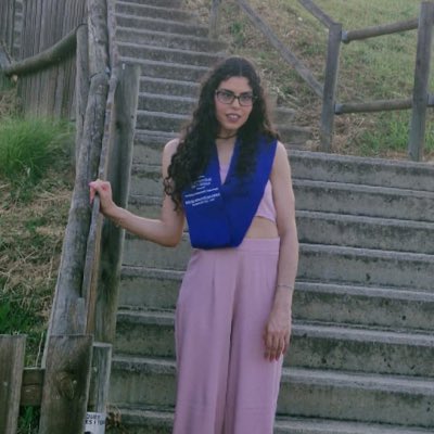 #NewProfilePic PERQUÈ L’OCASIÓ S’HO MEREIX: He aconseguit entrar al màster que volia, i a la UB com preferia🙌🏼Només hi ha 50 places i al final entrar depenia de l’expedient de psicologia, currículum i carta de motivació. AIXÍ QUE MOLT FELIÇ DE NO HAVER QUEDAT EN LLISTA D’ESPERA🥳