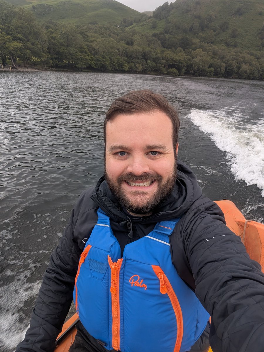 TrilbeeReviews's tweet image. Spent the day making TV on a boat.

How was your day?