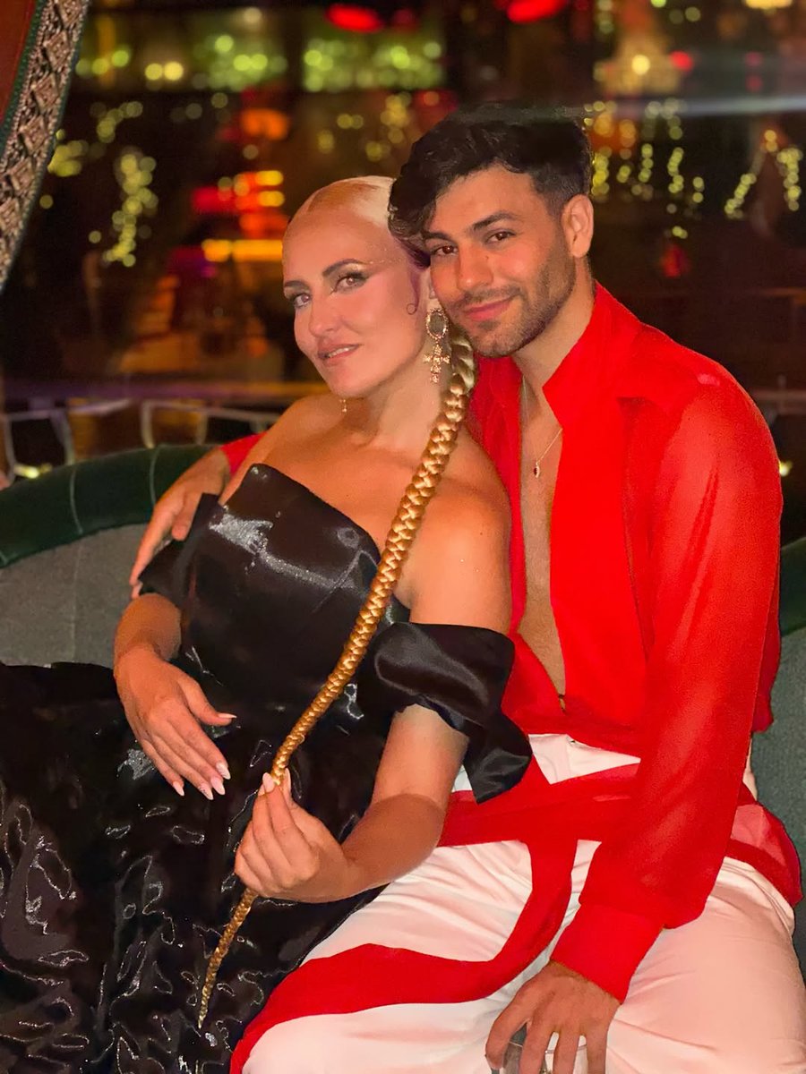 LuciaAgoney's tweet image. ❤️ Más fotos de Agoney en los #PremiosModaRTVE

[Ig @ soy.kuve] 
instagram.com/p/DMQfMLrKzVv/…