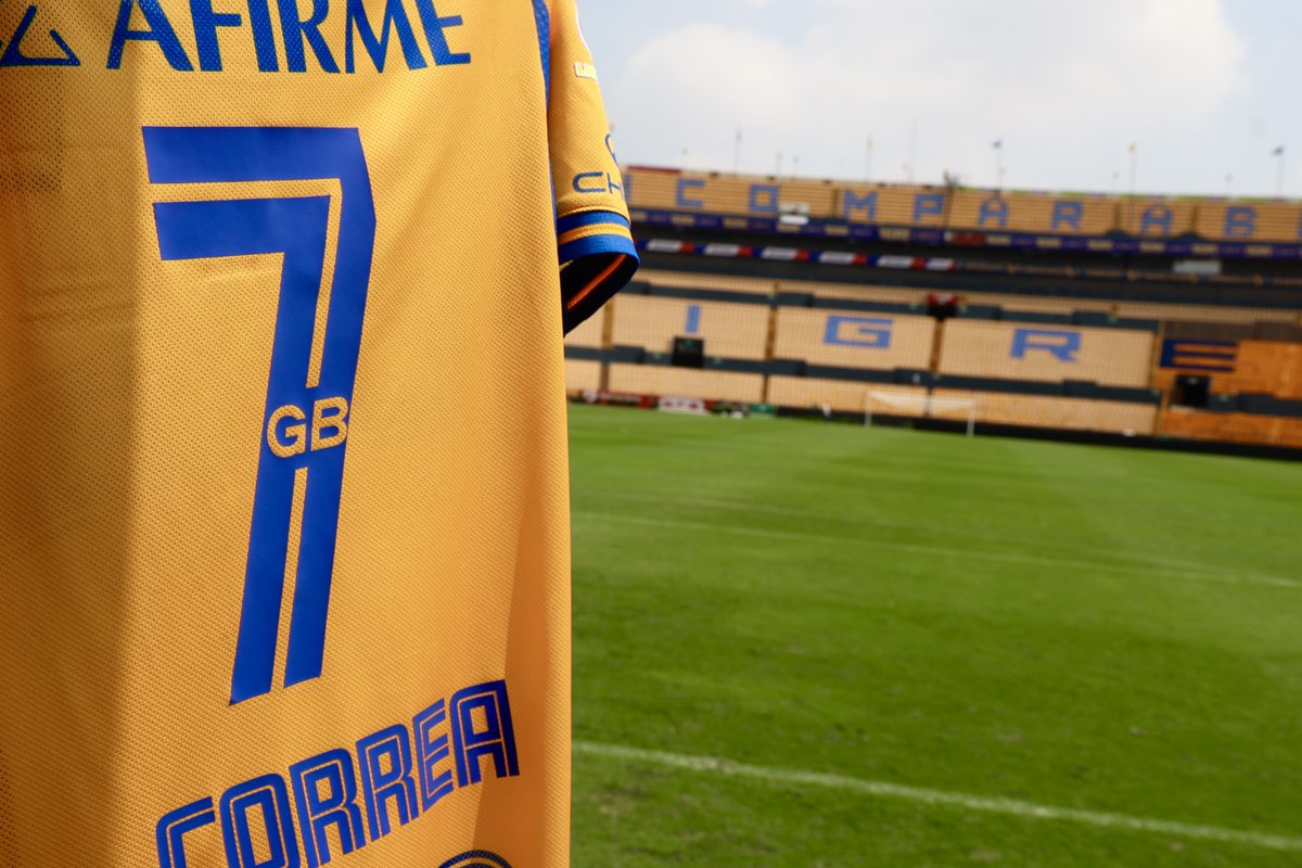 7️⃣Había una vez un número 7 que nos entregó pasión, garra y corazón… 

💛🔙Y hoy regresa al Universitario. Gracias “Patrulla” Gerónimo Barbadillo por ser parte de nuestra historia y por cederle tu número a Ángel Correa.  🐯🇵🇪