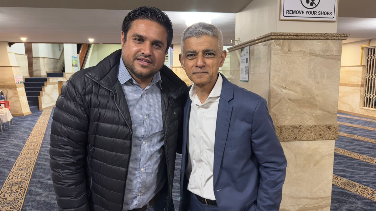 Khalid Sayed MPL (@mkhalidsayed) on Twitter photo Good interaction at the historic Auwal Mosque in Bo-Kaap this evening with the <a href="/MayorofLondon/">Mayor of London, Sadiq Khan</a> after his official engagement with the City of Cape Town Good interaction at the historic Auwal Mosque in Bo-Kaap this evening with the <a href="/MayorofLondon/">Mayor of London, Sadiq Khan</a> after his official engagement with the City of Cape Town