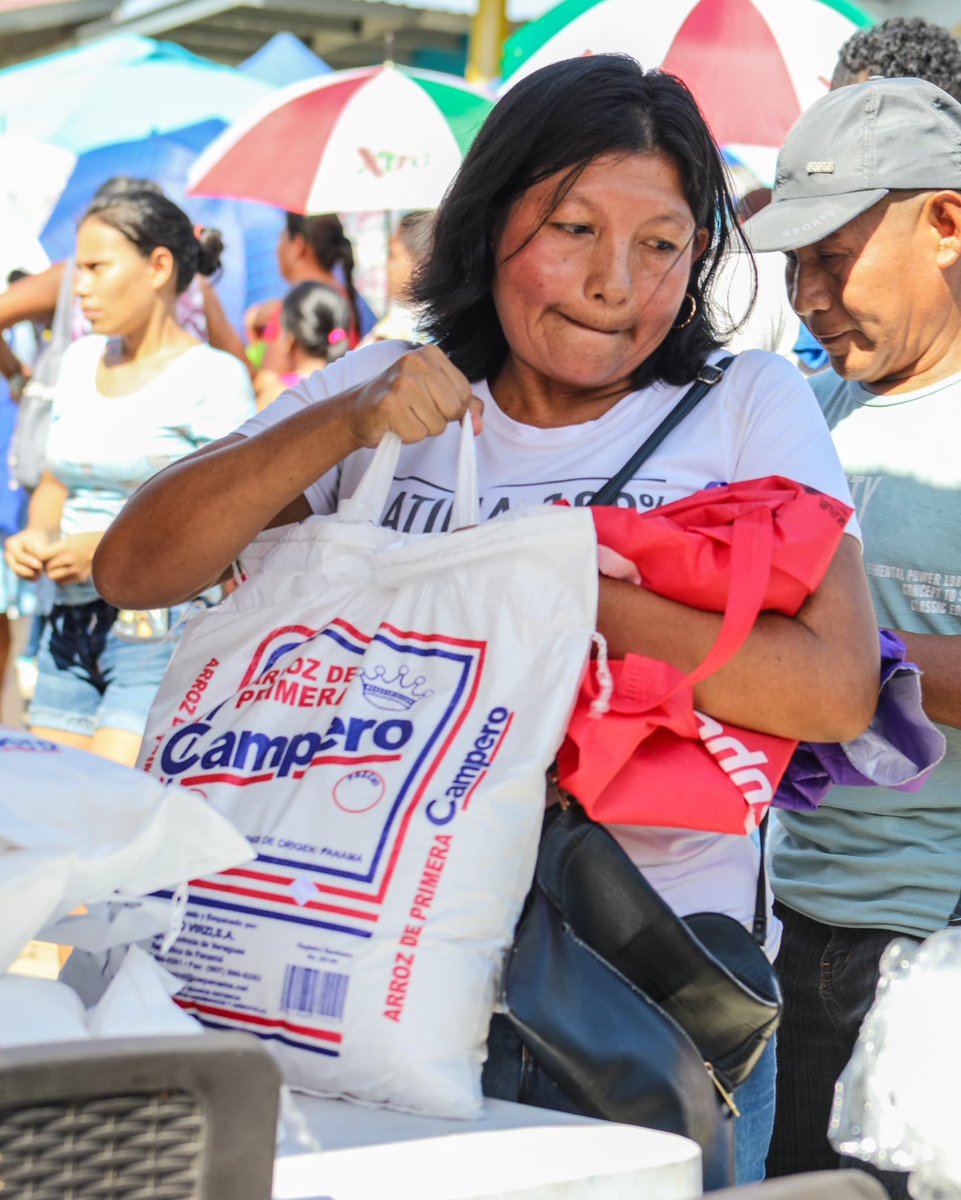 IMA_Pma's tweet image. IMA Veraguas trasladó la tienda móvil hasta San Antonio, en el corregimiento de Nuevo Santiago en Atalaya.
Esta activación benefició a 1,600 personas.
#ConPasoFirme