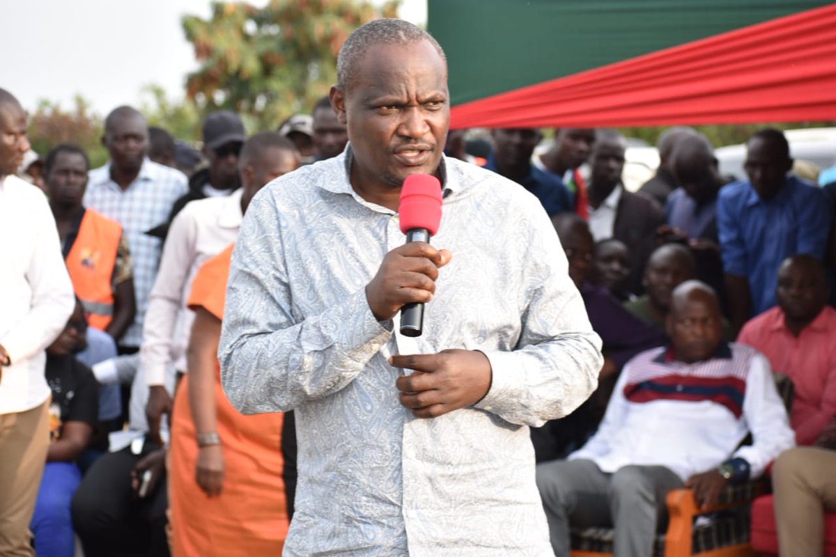JohnMbadiN's tweet image. Had series of events in Suba South including; a funddrive towards bursary kitty for Kanyando clan that raised Sh3.725M, presiding over education day at John Mbadi Oma Secondary where I unveiled new classroom & issuance of Sh5M to Kiabuya Primary from NGCDF Board for facelifting.