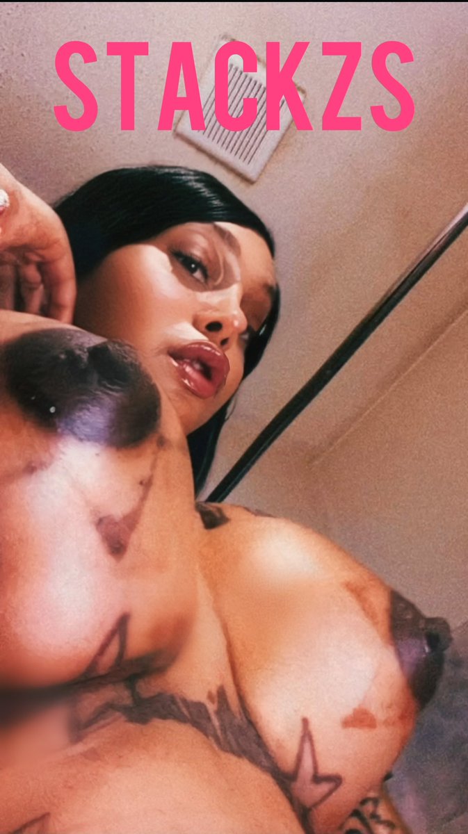 MStackzs's tweet image. Pretty face, lips, skin ,eyes,Breast pretty Bitch 💕😝 #trans #transexual #ts