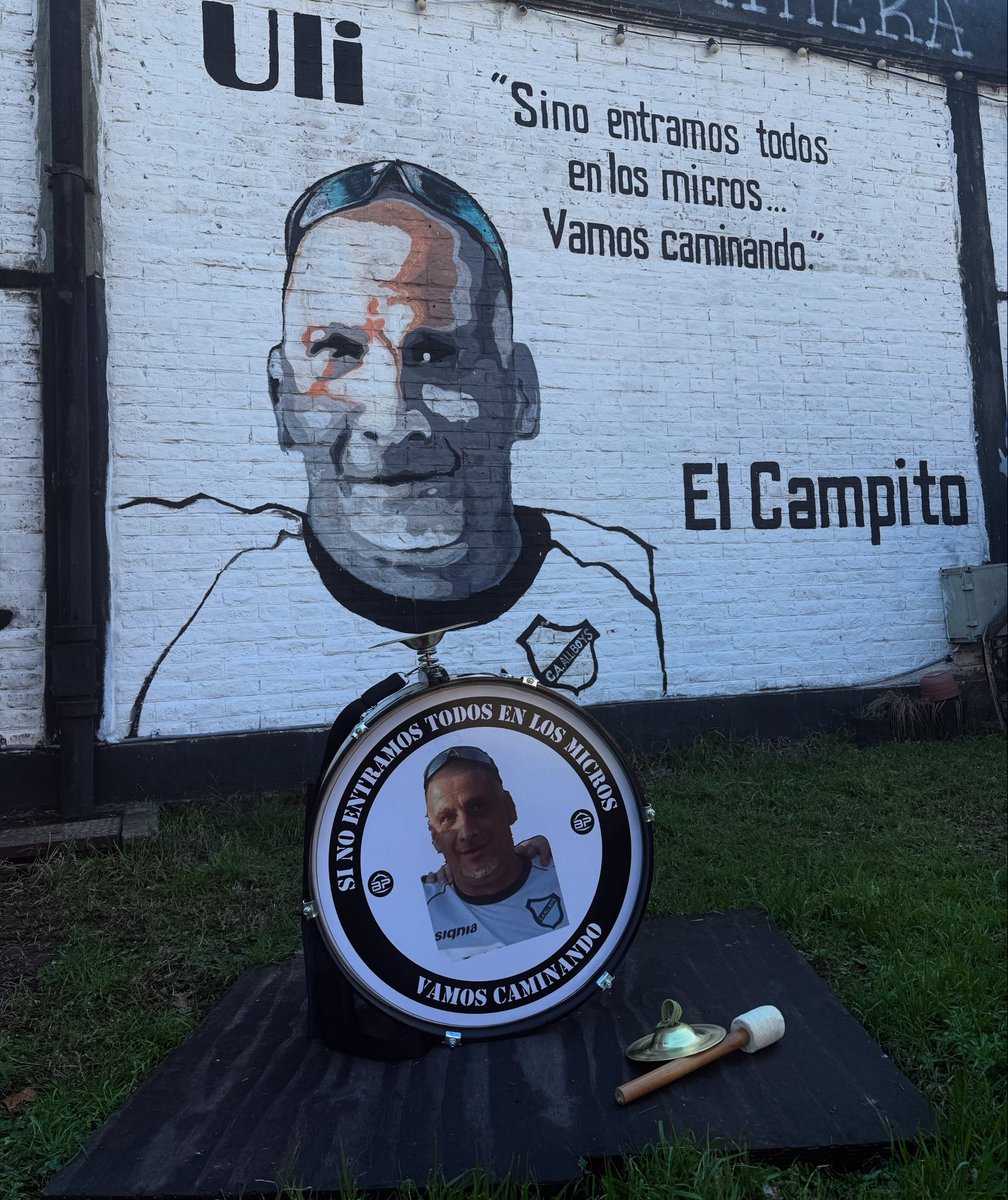“ Sino entramos todos en los micros , vamos caminando “ 

Cuando los más chicos nos preguntan cómo fue que arrancamos caminando a mataderos,  les hablamos de vos .

ULI siempre presente en el corazón de El Campito 🙌

La leyenda continúa…