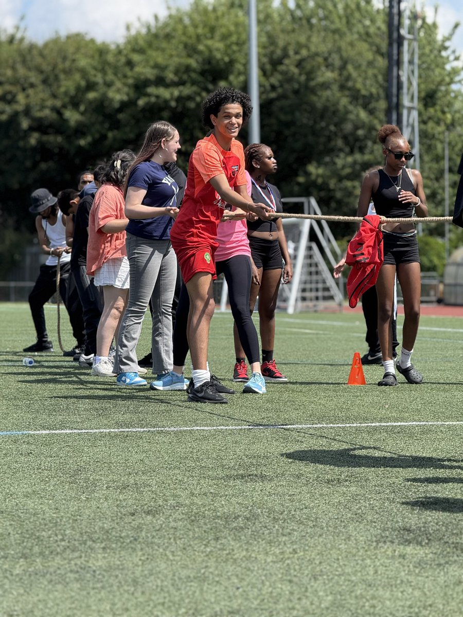 HaringeyLP's tweet image. No Sports Day is complete without a tug-of-war! Ms Robinson’s team claimed victory for the third year in a row. 🏆 Not that it’s just about the winning… #ThisIsAP