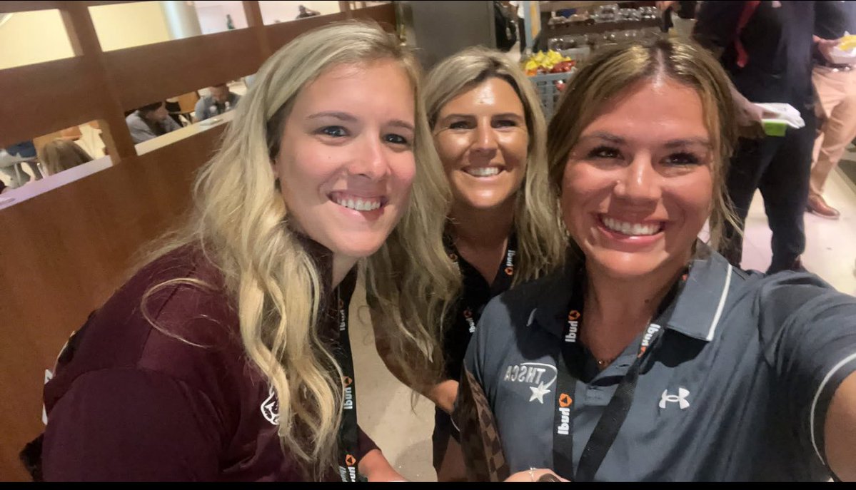 KaeganRenee's tweet image. ONE more day till we are at the place that fuels us up with community& knowledge for the school year! NOT TOO LATE to still register and come!!
P.S. I’m speaking room 302 Sunday @ 1! On how to flip your program!
@THSCAcoaches #THSCABrandAmbassador