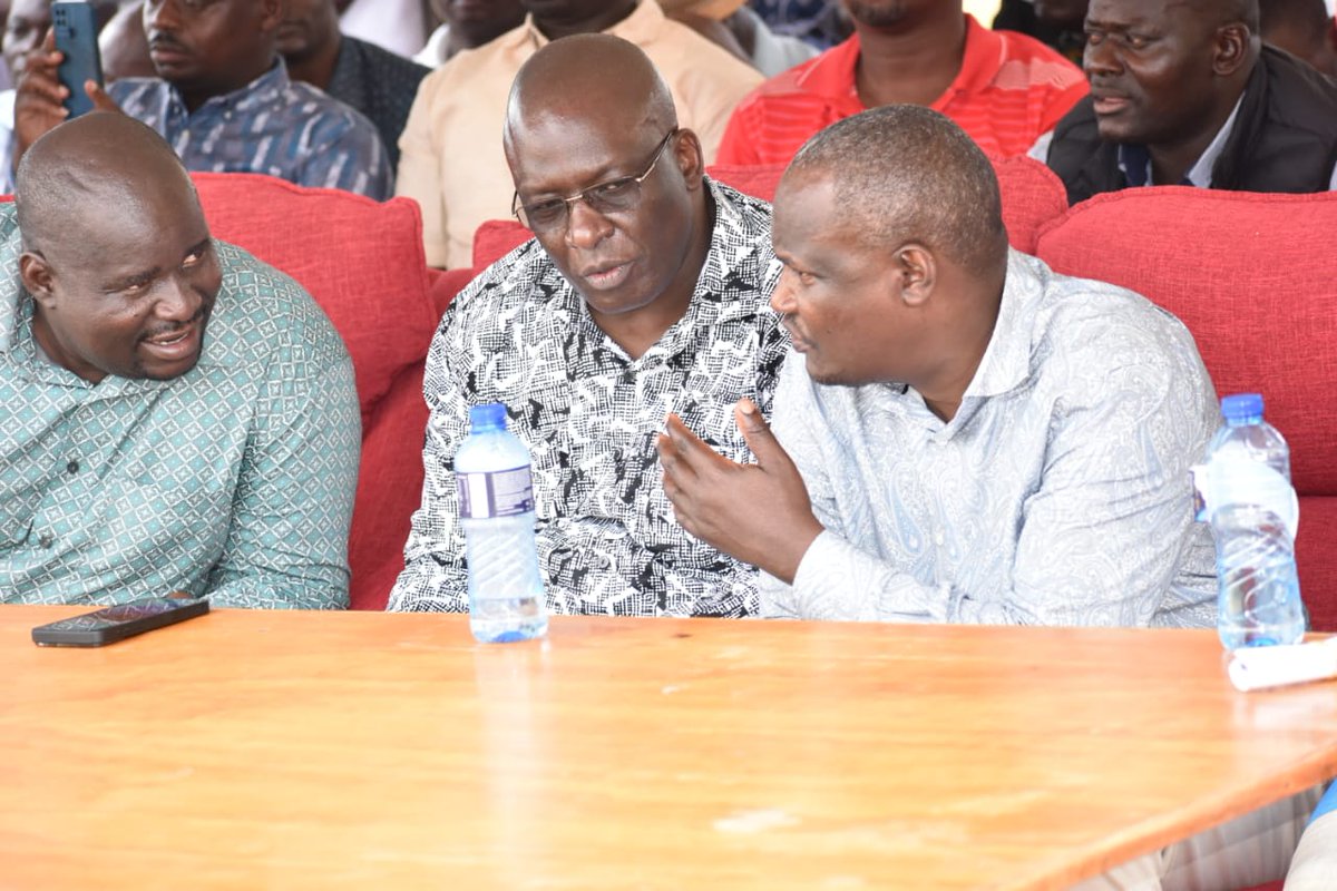 JohnMbadiN's tweet image. Had series of events in Suba South including; a funddrive towards bursary kitty for Kanyando clan that raised Sh3.725M, presiding over education day at John Mbadi Oma Secondary where I unveiled new classroom & issuance of Sh5M to Kiabuya Primary from NGCDF Board for facelifting.