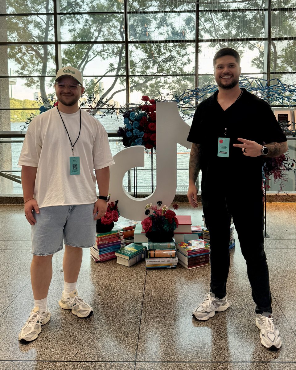 imparkerburton's tweet image. Yesterday, I got to attend my first ever TikTok event! Thanks for bringing me out, @tiktokcreators! #TikTokCreators #SRPLearning