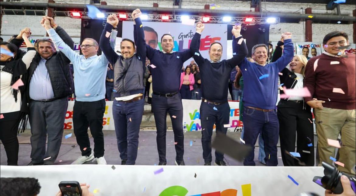 alfrevallejosok's tweet image. En Goya con @vamosctesok dijimos sí al futuro de nuestra provincia junto a Juan Pablo Valdés. 🙌🏼🔜
¡Vamos Corrientes, tenemos futuro!