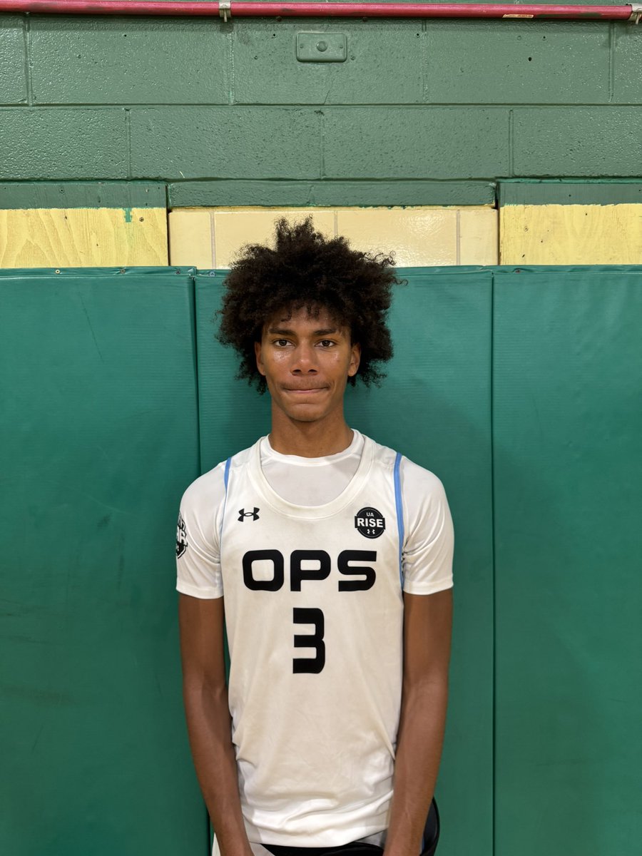 Two big games for our guy <a href="/Xavier_Wilson3/">Xavier Wilson</a> at UA Chicago Event.

Game 1:
15 pts 
4 reb
3 asst

Game 2:
20 pts 
9 Reb 
7 Asst

Scholarship Guard in class of 2026

<a href="/BRamseyKSR/">Brandon Ramsey</a> <a href="/OPSUARISE_2026/">OPS UA Rise 2026</a> <a href="/INBBallSource/">Trevor Andershock</a>