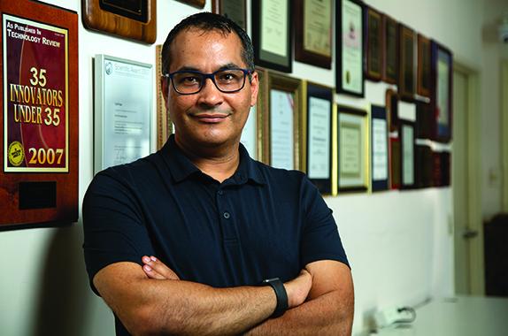 ChEnected's tweet image. Ali Khademhosseini is AIChE's 2025 Acrivos Professional Progress Award Lecturer bit.ly/3GJrhVV #AIChE