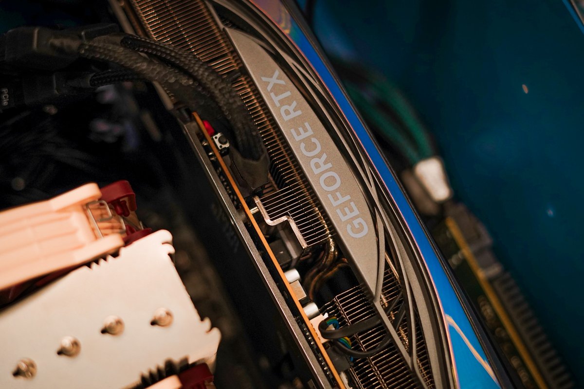 45Homelab's tweet image. 🐾Something beastly is powering up in the 45HomeLab…
We’ve been quietly building a true powerhouse, and it’s about to unleash.
You’ll see the full beast soon… but can you guess what it is? 👀
🧠Drop your wildest guess below!
#45HomeLab #BeastlyBuild #PowerhouseTech…