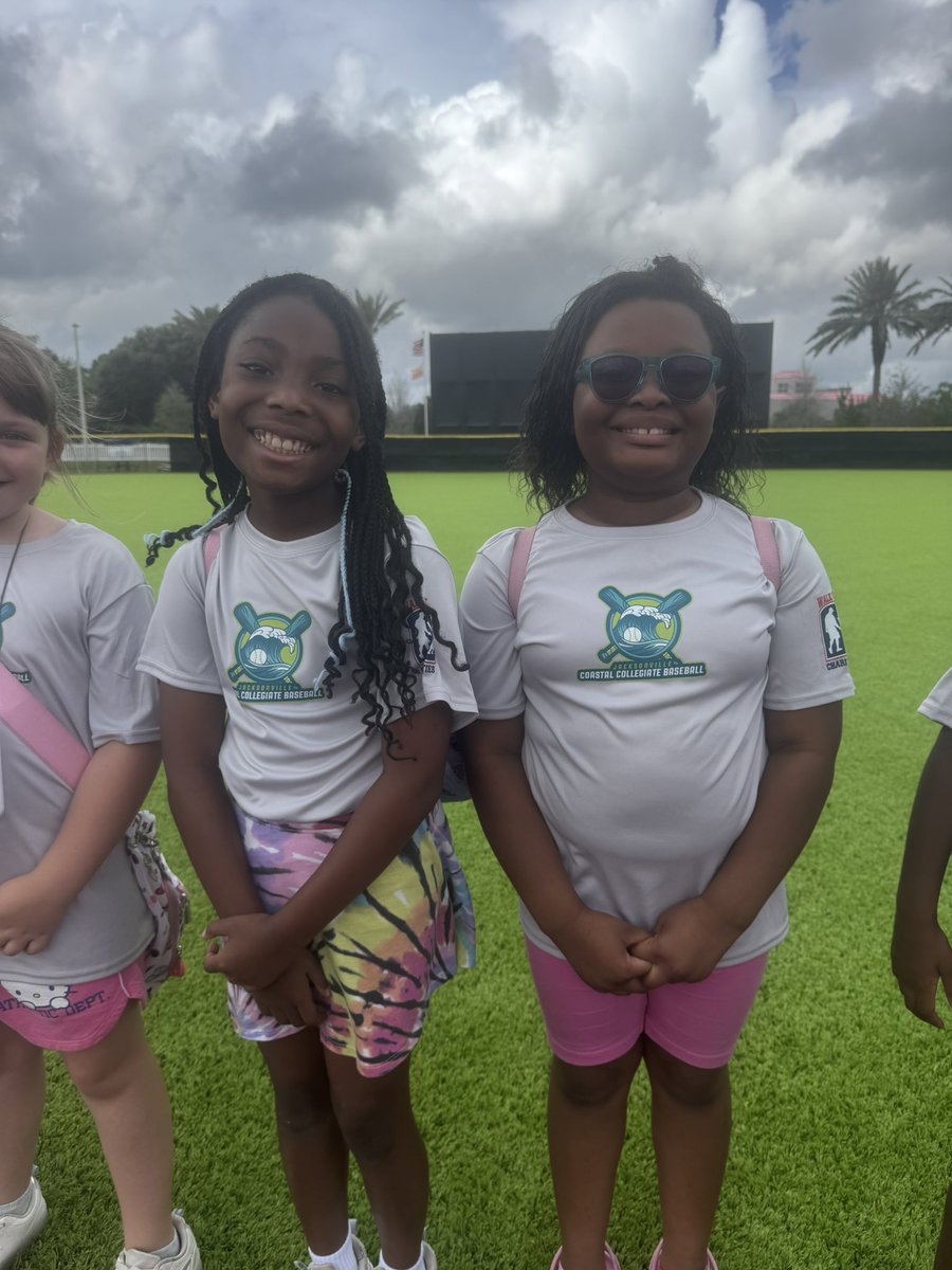 WalkOffJax's tweet image. 🎉 Excited to welcome 90 amazing students from the Boys & Girls Club to the Bragan Baseball Complex today! Looking forward to a fun day of @CCBLJAX baseball and summer memories. ⚾️🌞 #CommunityDay #CCBL2025