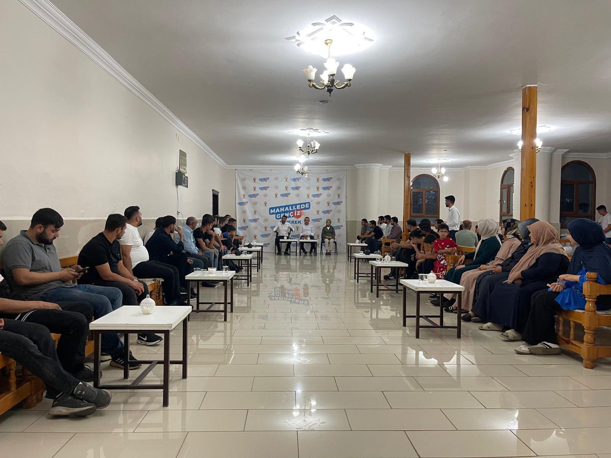 AKGENCLİKSİVEREK (@akgenclksiverek) on Twitter photo AK Parti Gençlik Kolları Başkanlığı olarak ilçemiz Fırat Mahallesi’ndeki gençlerle bir araya gelerek talep ve düşüncelerini dinledik. Gençlerimizin fikirlerine değer veriyor, onların yanında olmaya devam ediyoruz.
#AKPARTİ
#gençliğinlegeleceğeyönver
<a href="/avyusufibis/">Yusuf İBİŞ</a> AK Parti Gençlik Kolları Başkanlığı olarak ilçemiz Fırat Mahallesi’ndeki gençlerle bir araya gelerek talep ve düşüncelerini dinledik. Gençlerimizin fikirlerine değer veriyor, onların yanında olmaya devam ediyoruz.
#AKPARTİ
#gençliğinlegeleceğeyönver
<a href="/avyusufibis/">Yusuf İBİŞ</a>