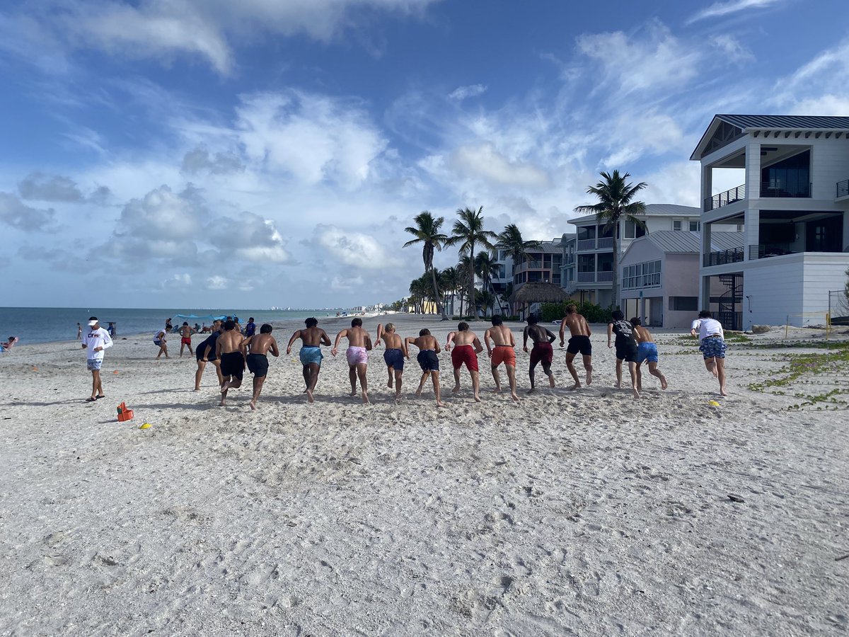 Fun little Friday at the beach!! Agility &amp; Speed ✅, dug a massive hole ✅Coach Fisher cooked about 100 burgers and hotdogs on a tiny grill ✅, played some volleyball, swam in the ocean, and overall had fun in the sun and a great time spent together! ✅ 
#Homegrown 
#SummerVibes