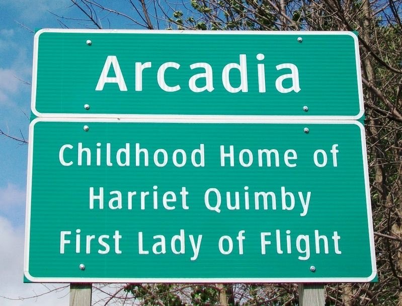 uajag24's tweet photo. Amelia Earhart this Amelia Earhart that. I prefer my pilots know how to land #TEAMHARRIETQUIMBY https://t.co/HODKUz82yW