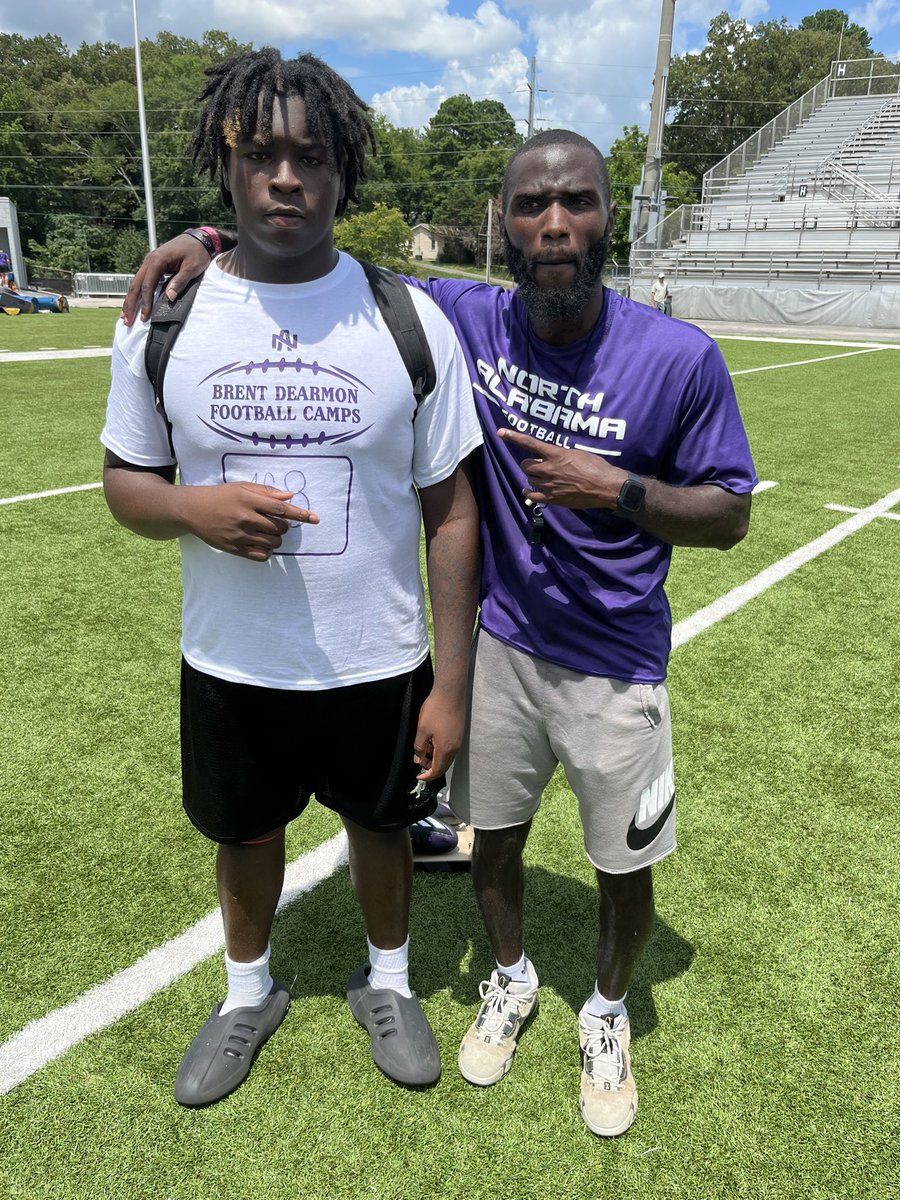 Donnell King-sanders (@donnellks870) on Twitter photo #HardToBeHumbele After a great camp and conversation with <a href="/iamErvgotti_21/">Deeandre Ervin.</a> Iโm blessed to receive an offer from <a href="/UNAFootball/">North Alabama Football</a>
#GoLions
#GoHogs
<a href="/CoachB1906/">Coach Arion Banks</a> <a href="/LeroyHood/">Coach Hood</a>
<a href="/Arkansas_HighFB/">Arkansas High Football</a> #HardToBeHumbele After a great camp and conversation with <a href="/iamErvgotti_21/">Deeandre Ervin.</a> Iโm blessed to receive an offer from <a href="/UNAFootball/">North Alabama Football</a>
#GoLions
#GoHogs
<a href="/CoachB1906/">Coach Arion Banks</a> <a href="/LeroyHood/">Coach Hood</a>
<a href="/Arkansas_HighFB/">Arkansas High Football</a>