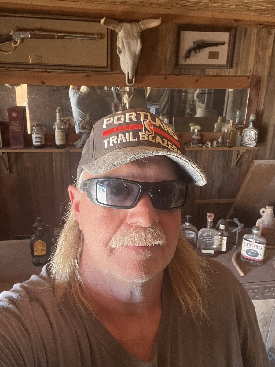 TodClark's tweet image. Had to wear my @trailblazers cap today in Hudspeth County, Texas. #RipCity🌹