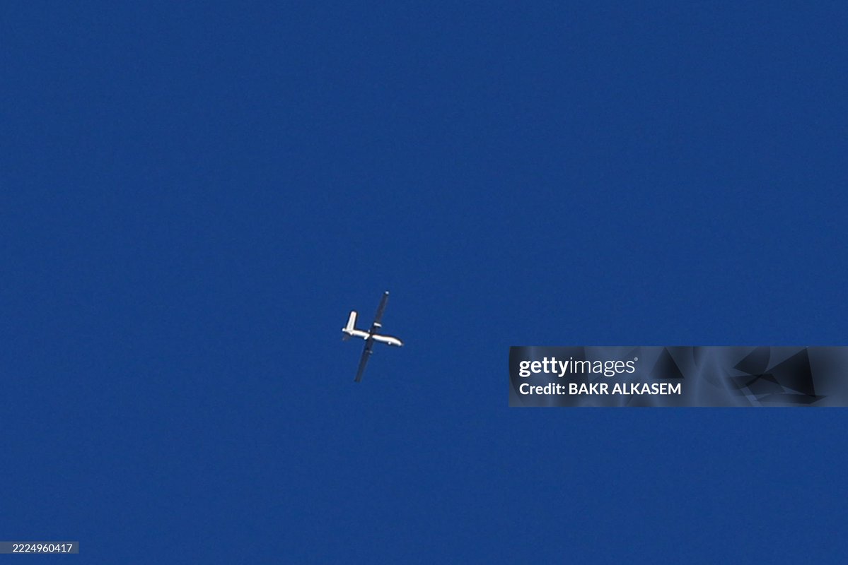obretix's tweet image. Israeli Hermes 900 drone over Suwayda province today gettyimages.com/detail/2224960… (picture @BakrAlkasem)