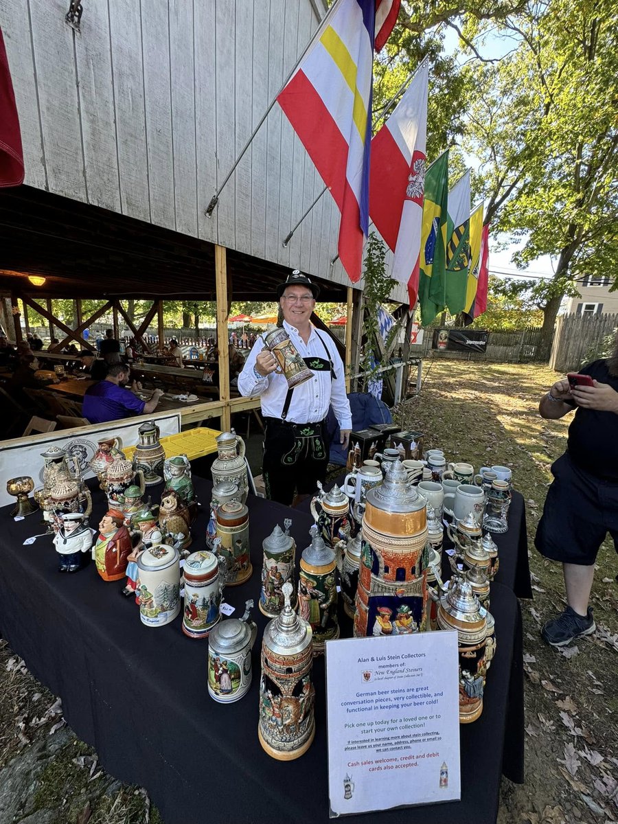 HarugariCT's tweet photo. 🍺⏰Harugari Bierfest is THIS Sunday, July 20, starting at noon! And good news — Alan the Stein Guy is back! 🇩🇪 Browse his amazing collection of German steins, big and small, classic and quirky. Shop for the perfect souvenir to sip in style!🏆🍻 #beerfest #beersteins https://t.co/OnWLOS19nr