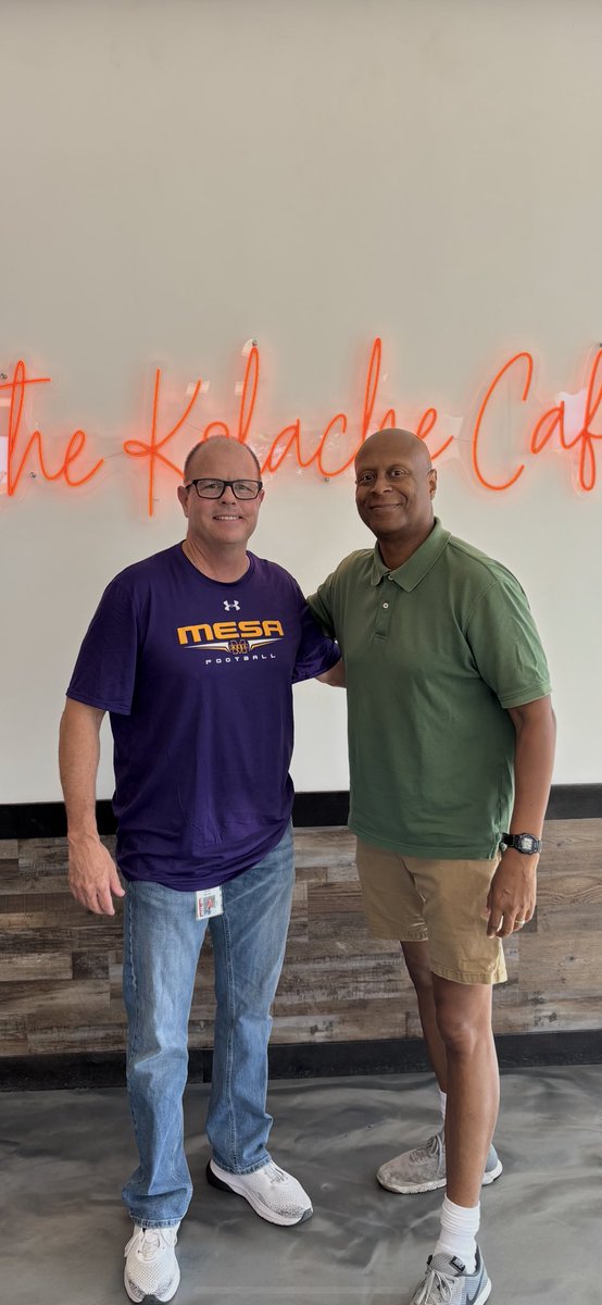David Klecka (@coachklecka) on Twitter photo Had a great time this morning with my long time friend Brett Quintyne. Talking Penn St. vs. Nevada and Jackrabbit Sports. CarryOn! <a href="/brettinaz/">Brett</a> <a href="/MesaHSathletics/">Mesa Athletics</a> <a href="/EubanksAD/">Tommy Eubanks</a> Had a great time this morning with my long time friend Brett Quintyne. Talking Penn St. vs. Nevada and Jackrabbit Sports. CarryOn! <a href="/brettinaz/">Brett</a> <a href="/MesaHSathletics/">Mesa Athletics</a> <a href="/EubanksAD/">Tommy Eubanks</a>