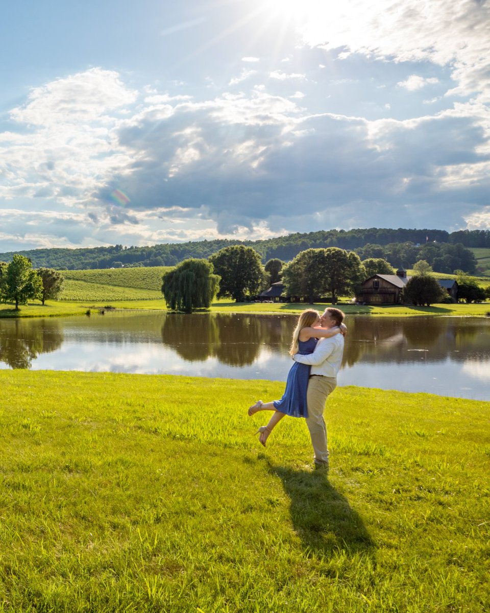 trumpwinery's tweet photo. Forever starts here! 💍

Work with our events team to craft the perfect proposal! 
Contact us at winery.events@trumpwinery.com or 434-443-3072 to get started!

#TrumpWinery #VineyardWedding #Proposal #Engagement #CvilleLocal #Charlottesville #Winery #Vineyard https://t.co/tNjBGbJdRF