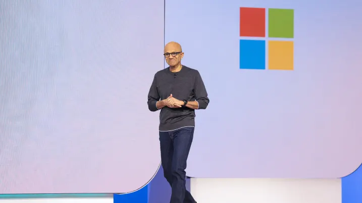 🚨 BREAKING: Microsoft vieta agli ingegneri cinesi di supportare clienti della difesa USA nel cloud