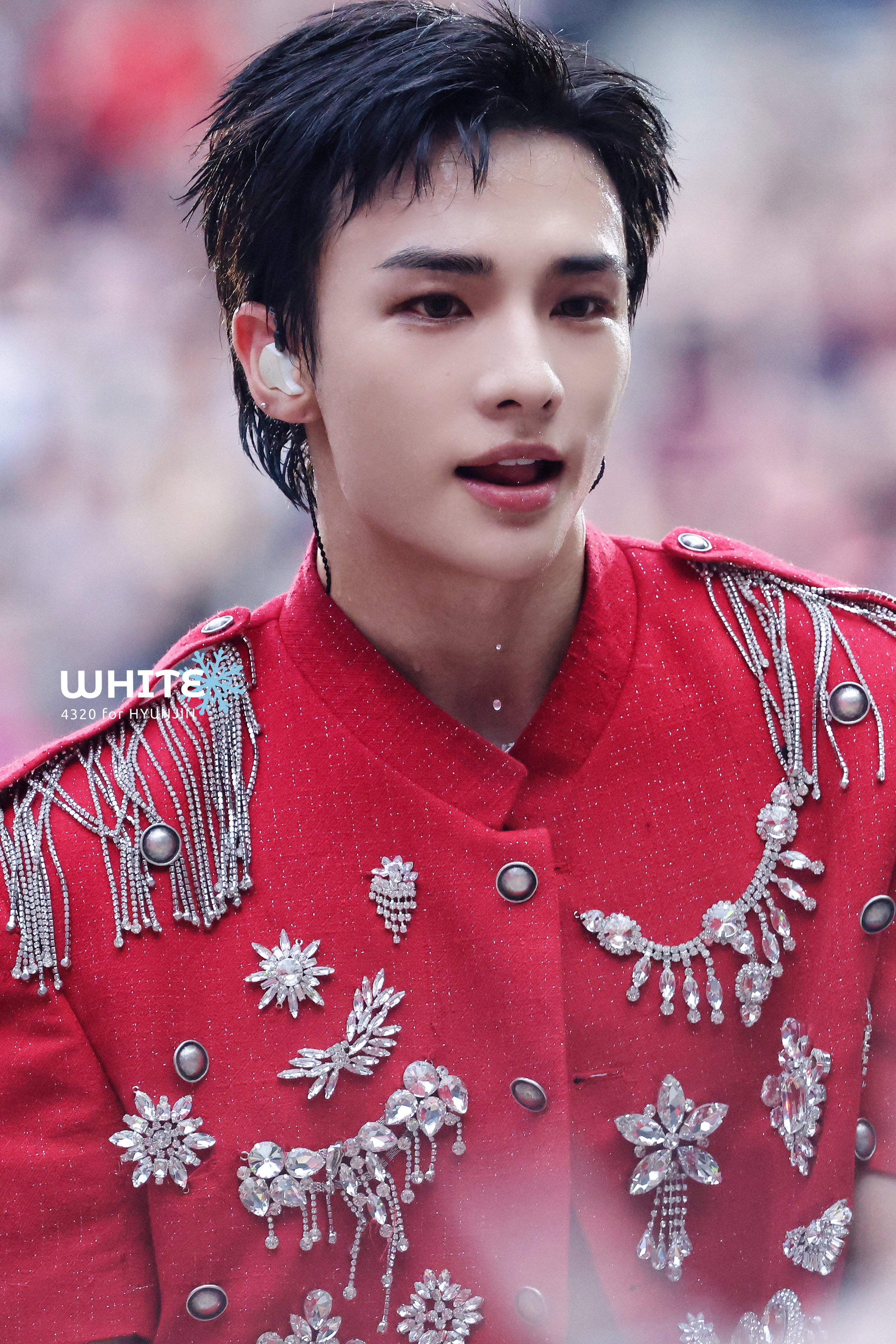 HyunjinxVersace 4th gen IT BOY🍀❣️ on X: 