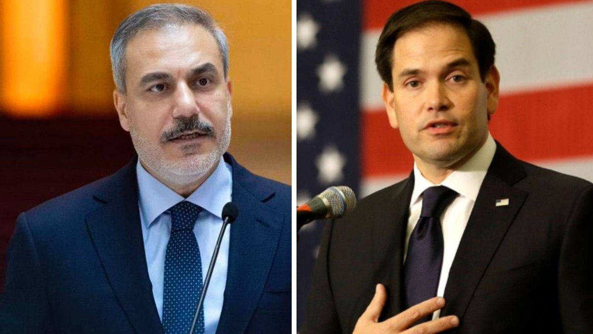 Dışişleri Bakanı Hakan Fidan, bugün (19 Temmuz) ABD Dışişleri Bakanı Marco Rubio ile telefon görüşmesi gerçekleştirdi.

Görüşmede Suriye’nin güneyindeki gelişmeler detaylı şekilde ele alındı. Fidan, Suriye’deki çatışmaların acilen sona erdirilmesi ve sükunetin sağlanmasının