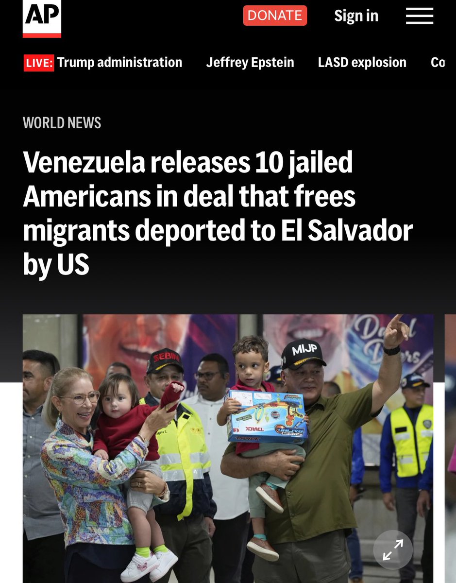 RepDWStweets's tweet image. This AP headline is atrocious. These Venezuelan immigrants have not been “freed”. They’ve been put back under the boot of a cruel dictatorship that kills and tortures dissidents.