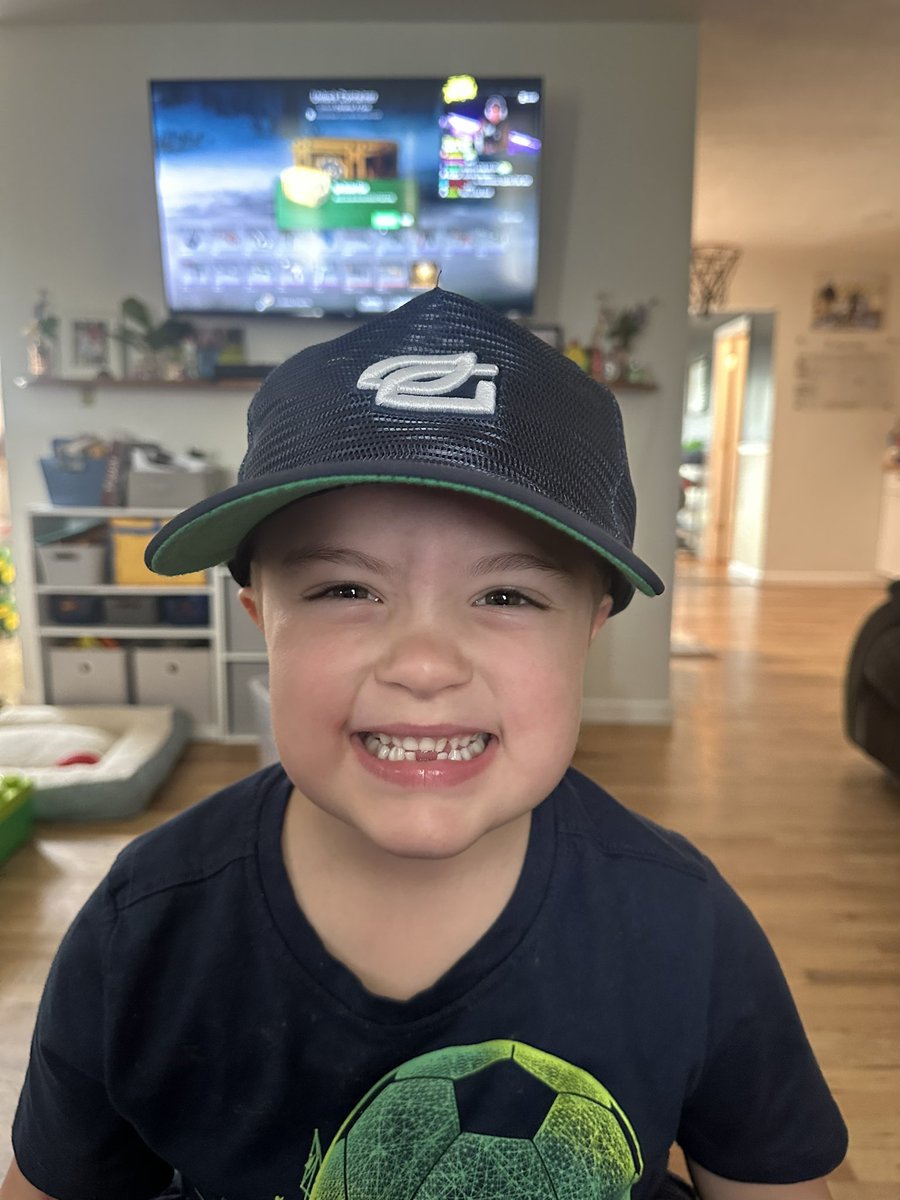 TeHKiser's tweet image. New Fan @OpTic