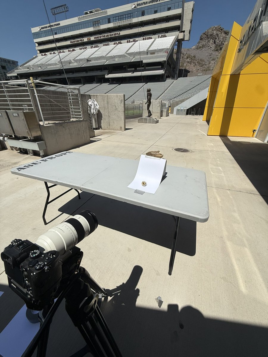 Don’t need a fancy studio setup for everything 📸